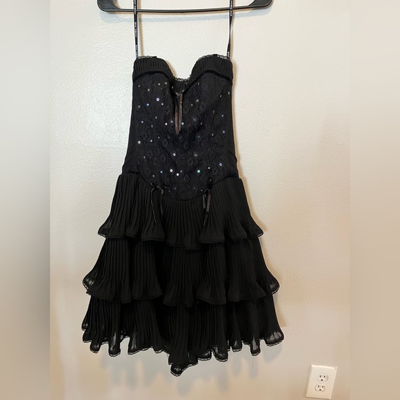 Betsey Johnson Dresses & Skirts - Vintage Betsey Johnson Evening Black Lace Tiered Dress size 4